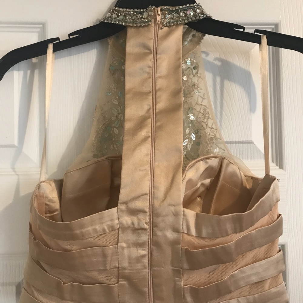 Prom dress - Picture 4 of 6